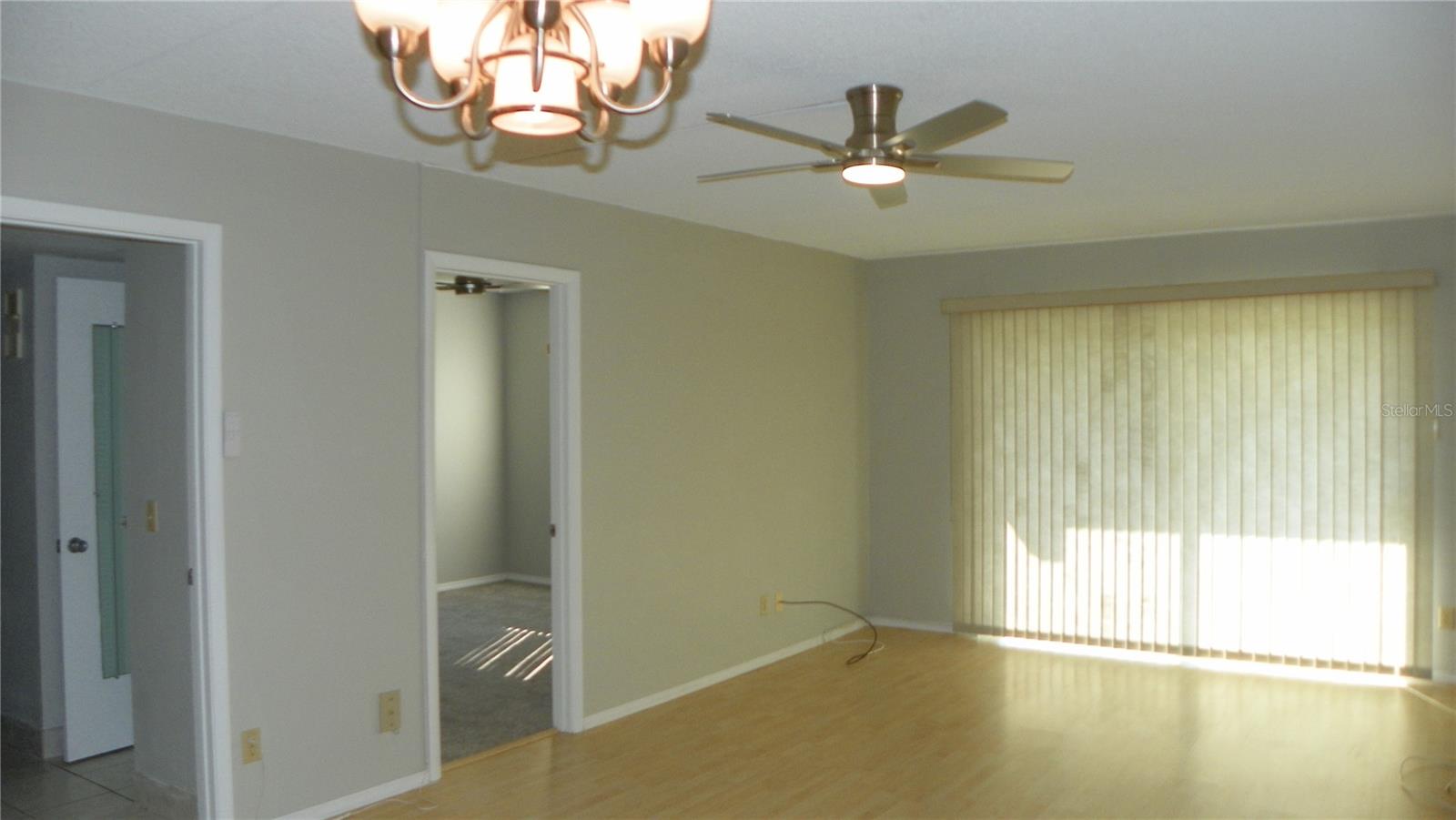 Image 13 of 59 For 100 Silver Beach Avenue 214