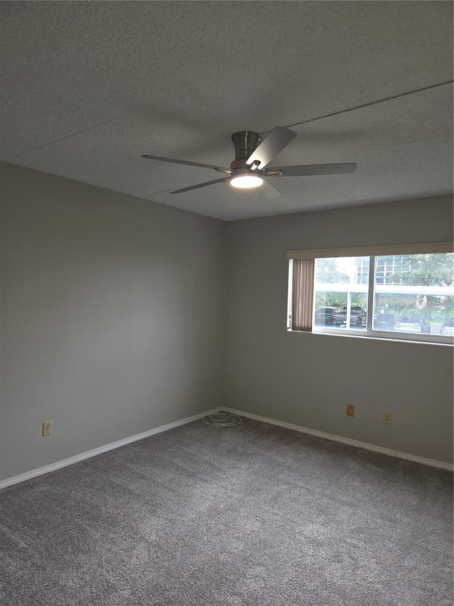 Image 17 of 59 For 100 Silver Beach Avenue 214