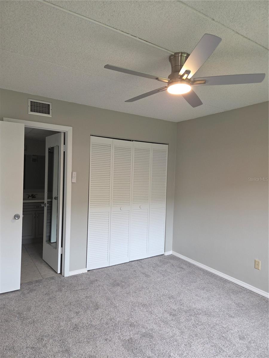 Image 22 of 59 For 100 Silver Beach Avenue 214