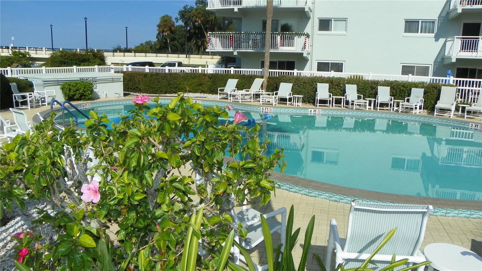 Image 36 of 59 For 100 Silver Beach Avenue 214