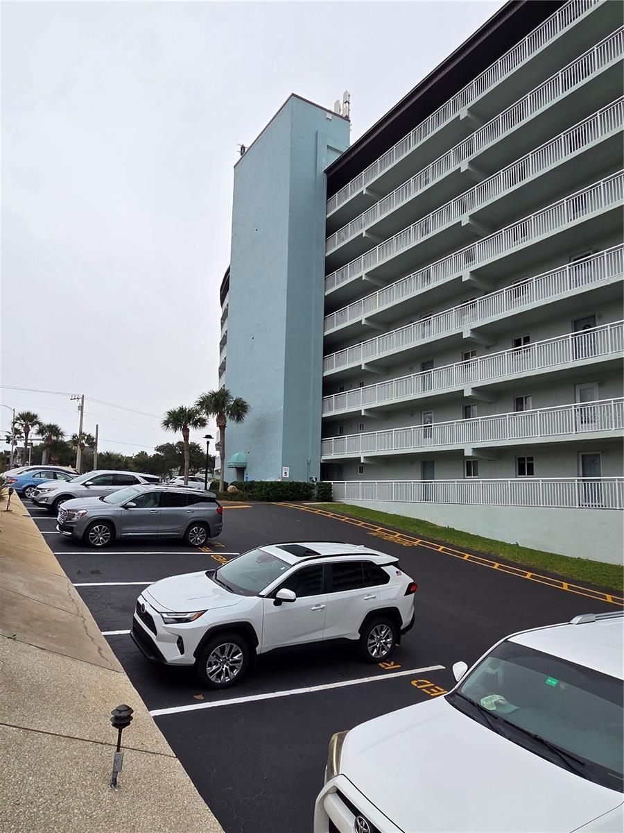 Image 4 of 59 For 100 Silver Beach Avenue 214