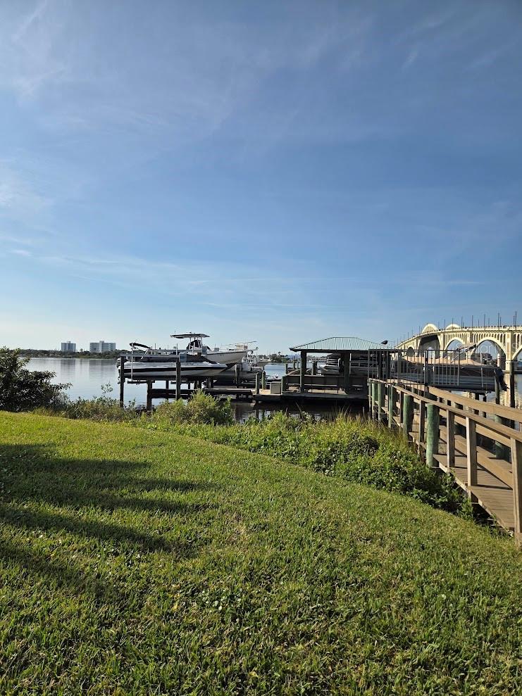 Image 54 of 59 For 100 Silver Beach Avenue 214