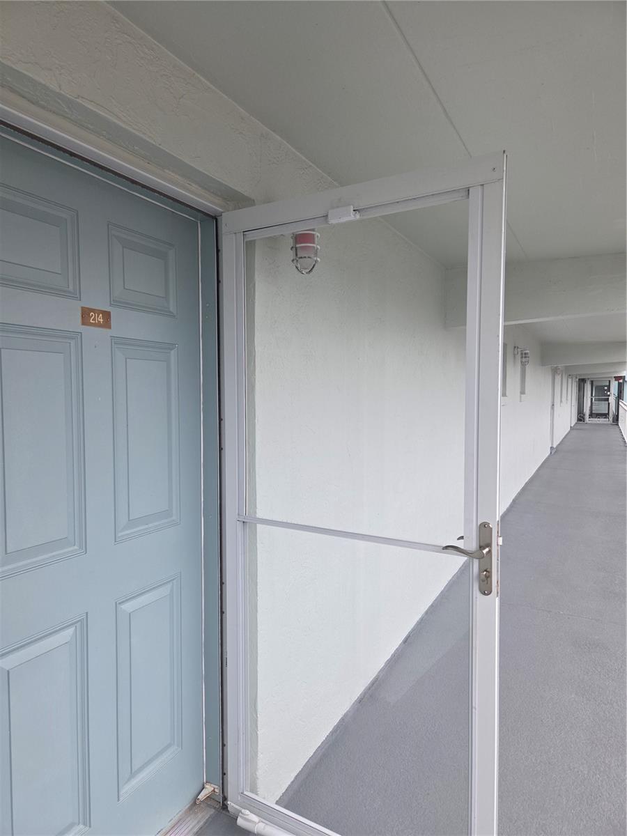 Image 6 of 59 For 100 Silver Beach Avenue 214