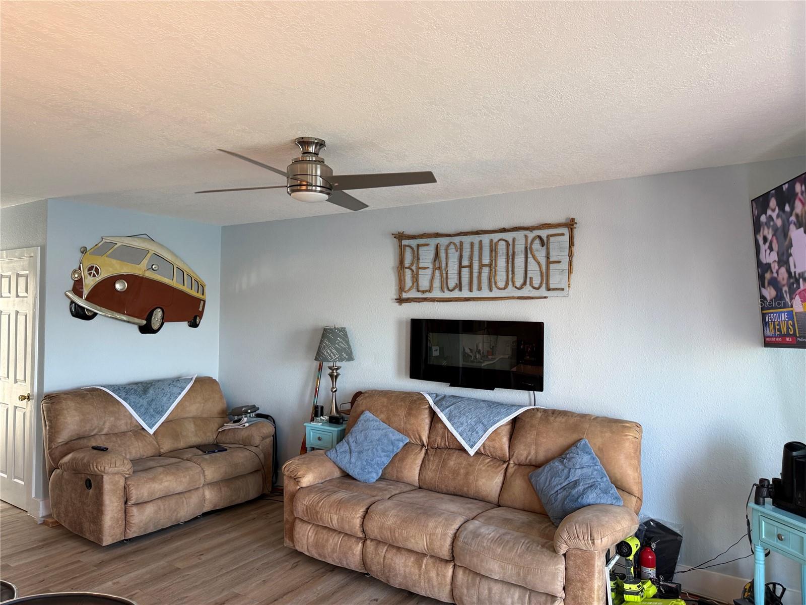 Image 6 of 13 For 335 Causeway  F210