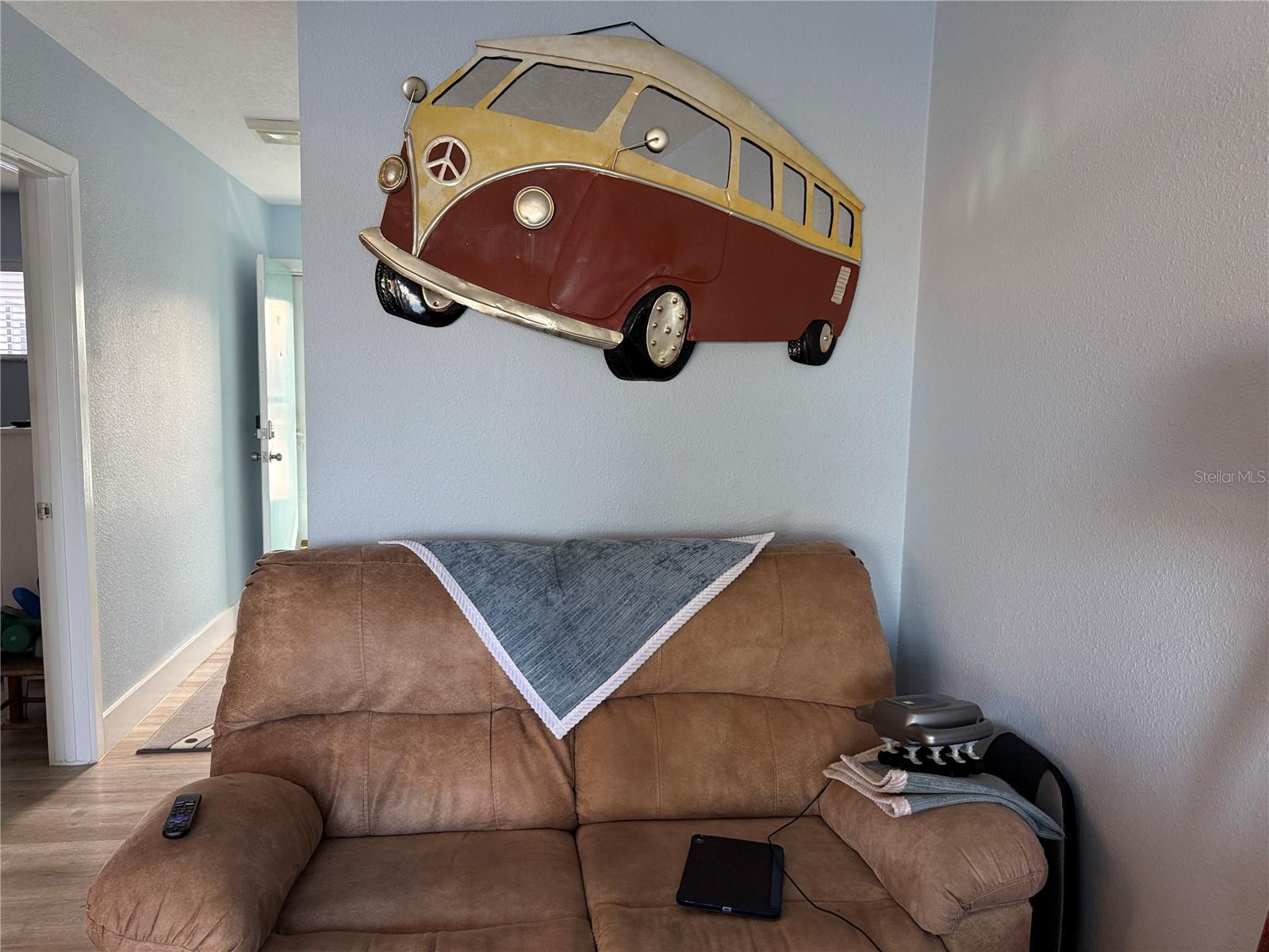 Image 9 of 13 For 335 Causeway  F210