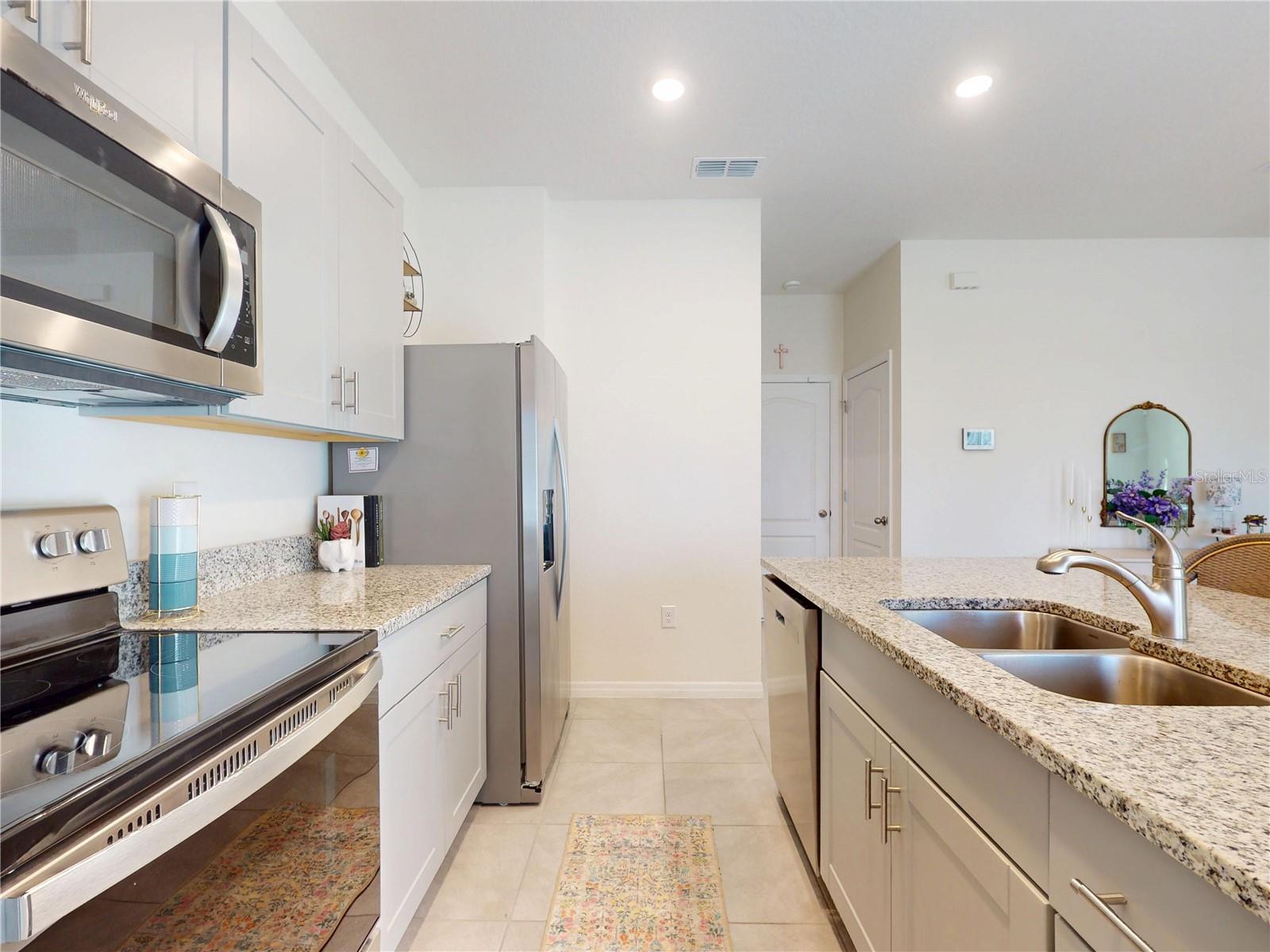 Image 13 of 80 For 3078 Meleto Boulevard