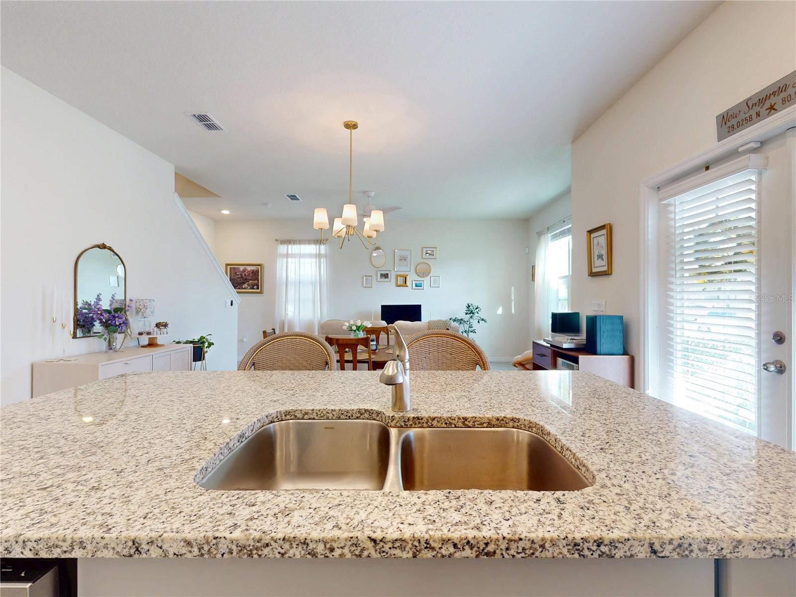 Image 14 of 80 For 3078 Meleto Boulevard