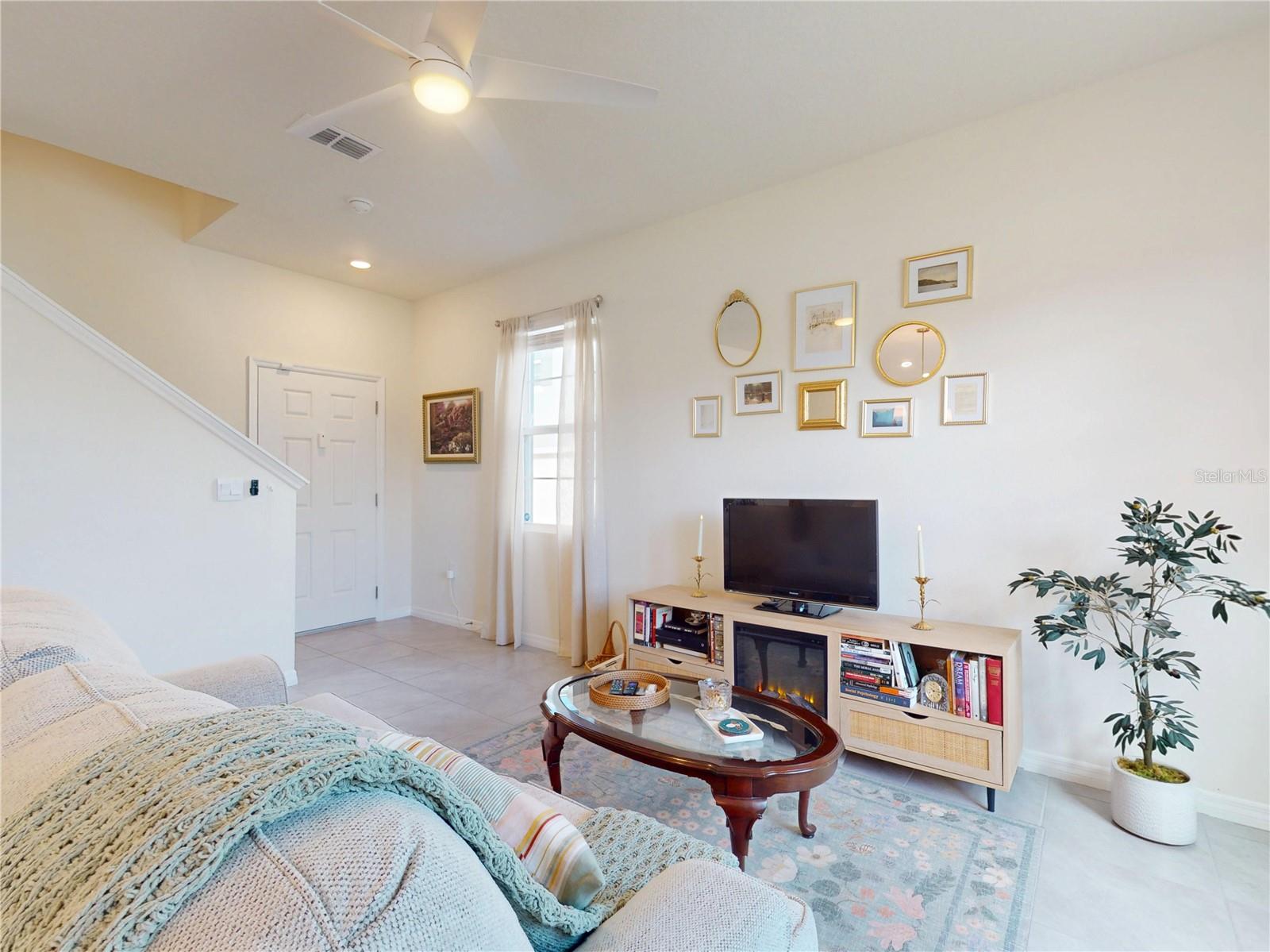 Image 25 of 80 For 3078 Meleto Boulevard