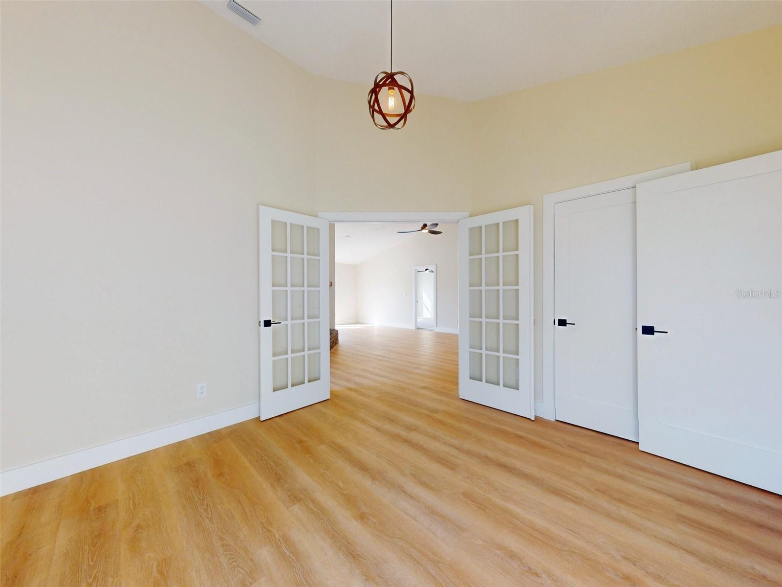 Image 27 of 63 For 804 Soft Pine Court