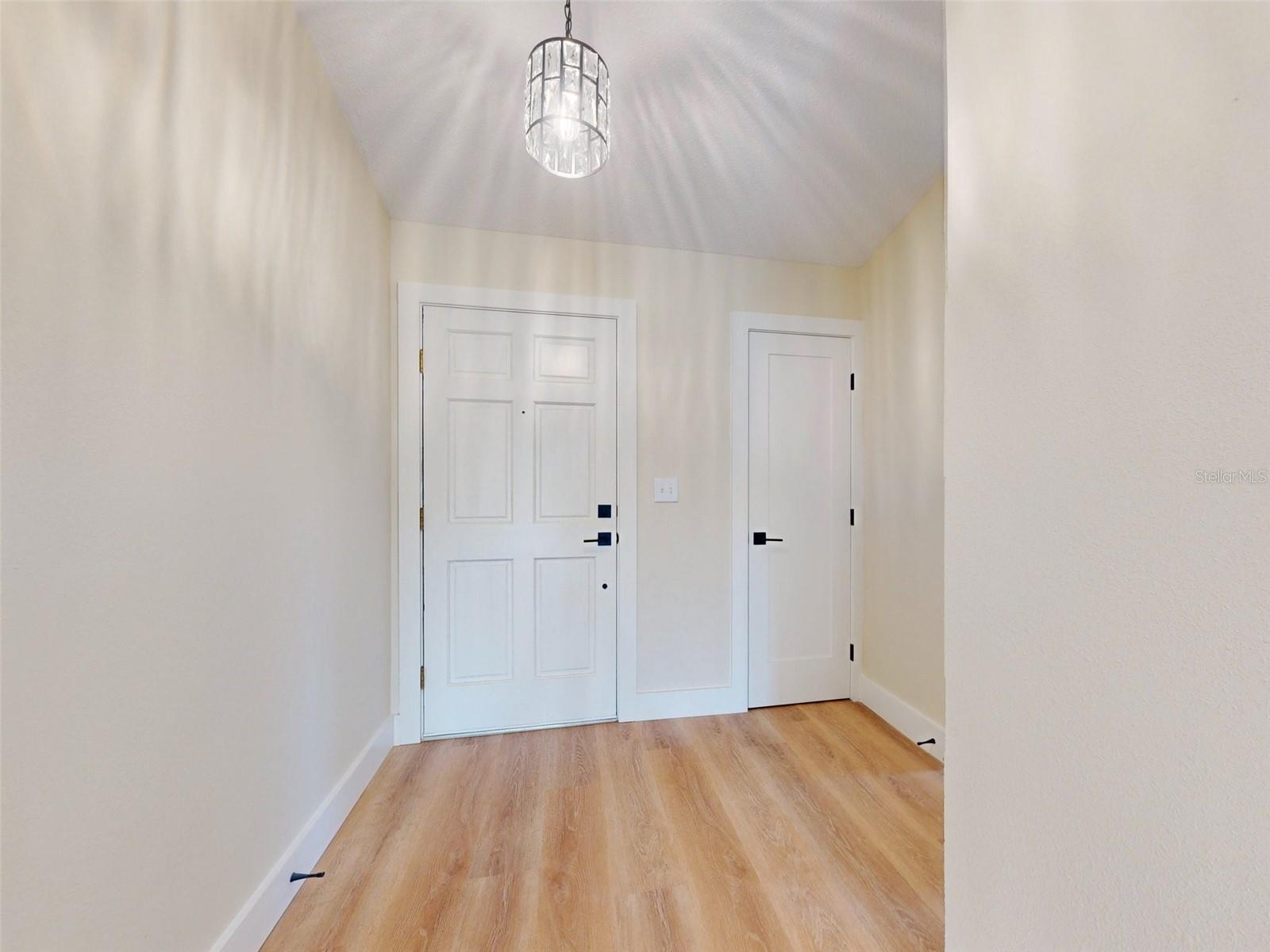 Image 3 of 63 For 804 Soft Pine Court