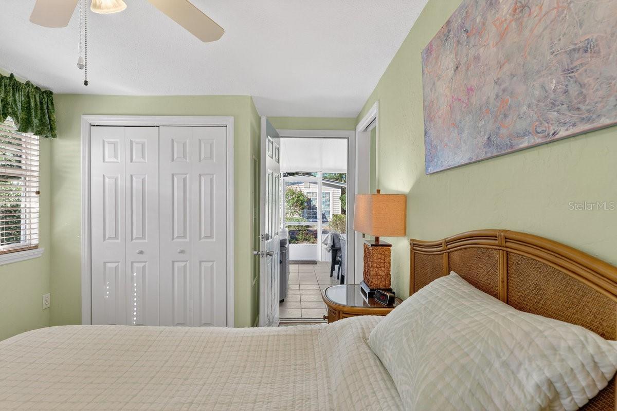 Image 23 of 52 For 810 9th Avenue