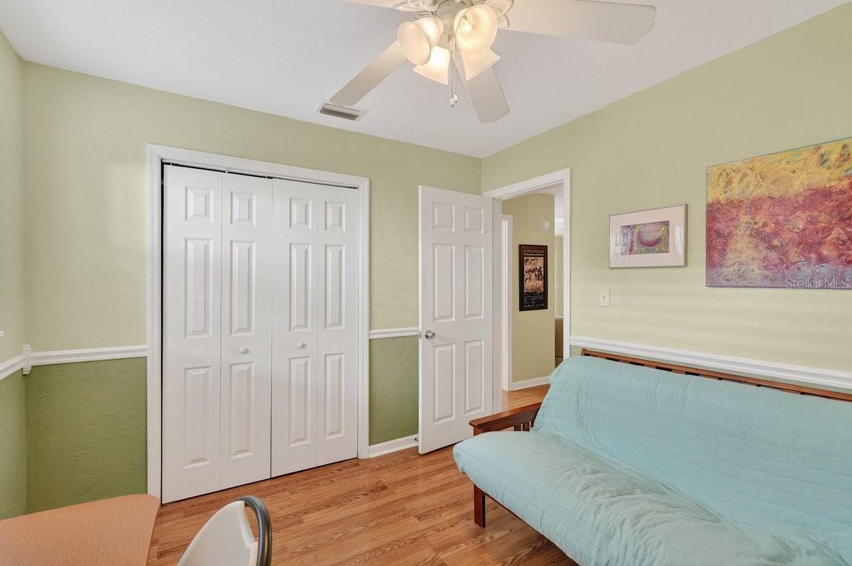 Image 34 of 52 For 810 9th Avenue