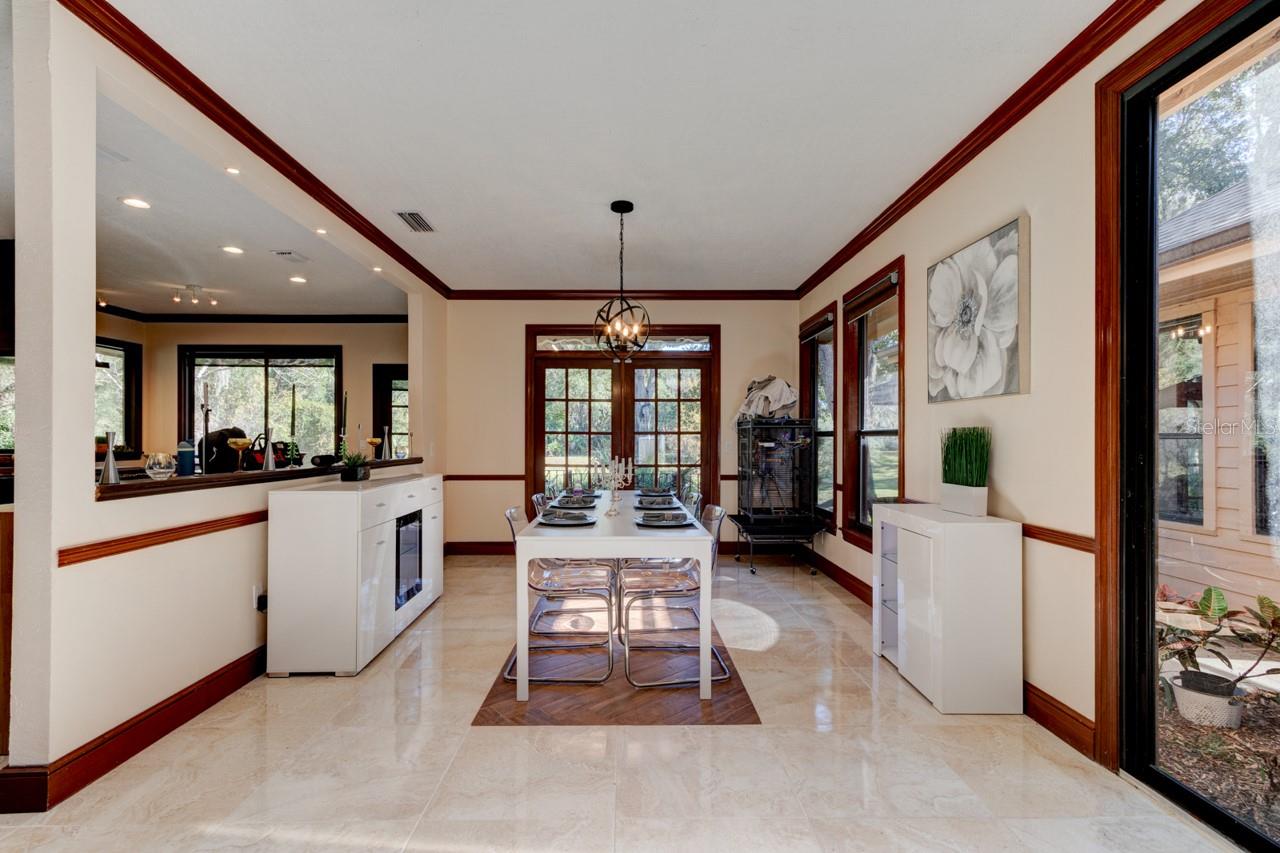 Image 14 of 38 For 1811 Spruce Creek Boulevard