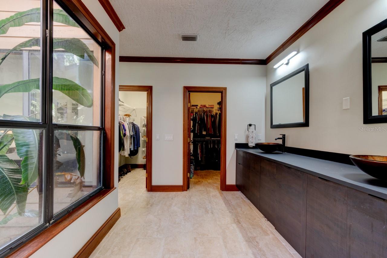 Image 28 of 38 For 1811 Spruce Creek Boulevard