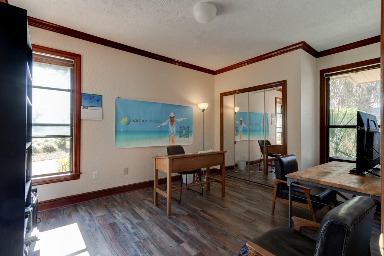 Image 34 of 38 For 1811 Spruce Creek Boulevard