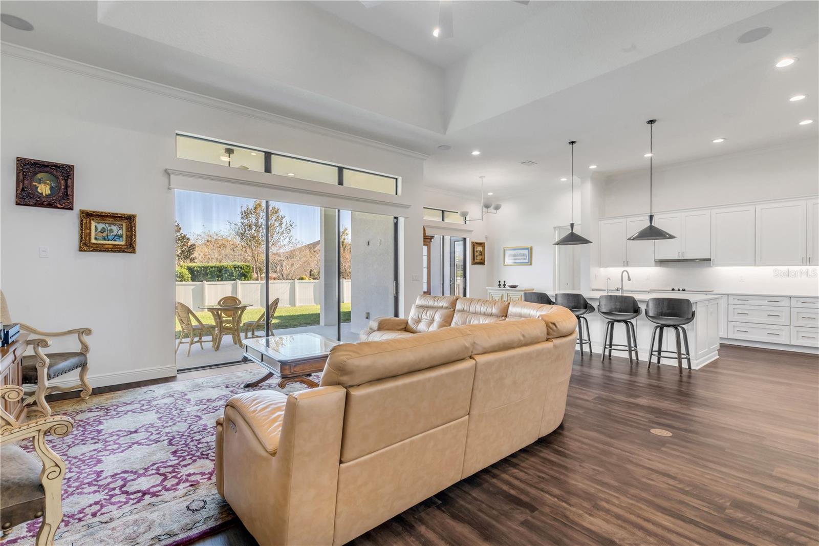 Image 13 of 89 For 3053 Isola Bella Boulevard