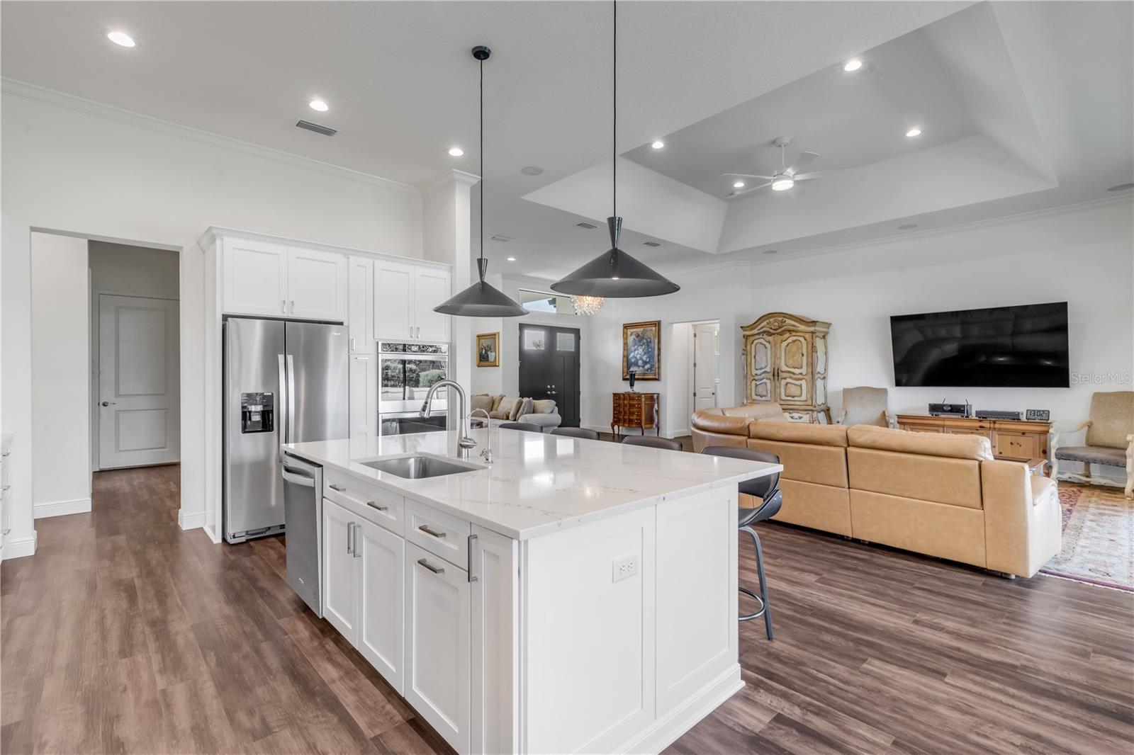 Image 21 of 89 For 3053 Isola Bella Boulevard