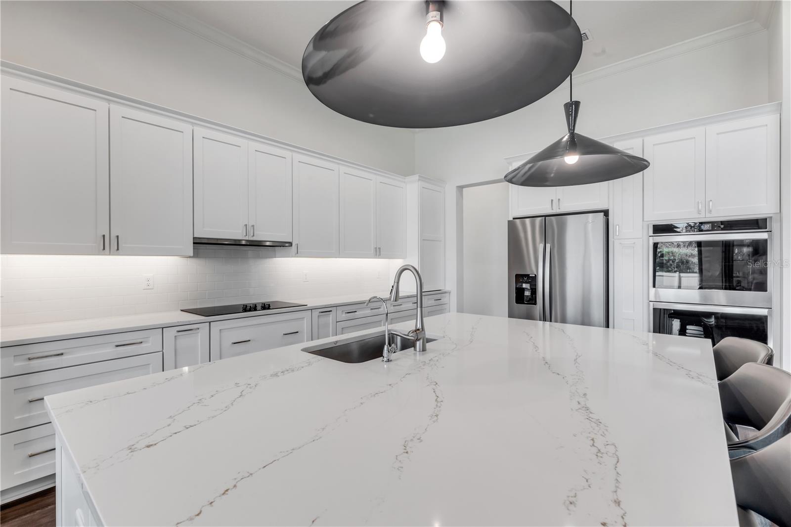 Image 24 of 89 For 3053 Isola Bella Boulevard