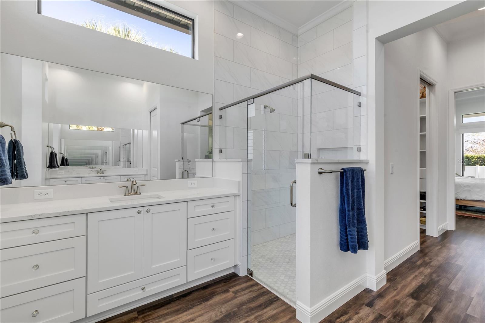 Image 45 of 89 For 3053 Isola Bella Boulevard