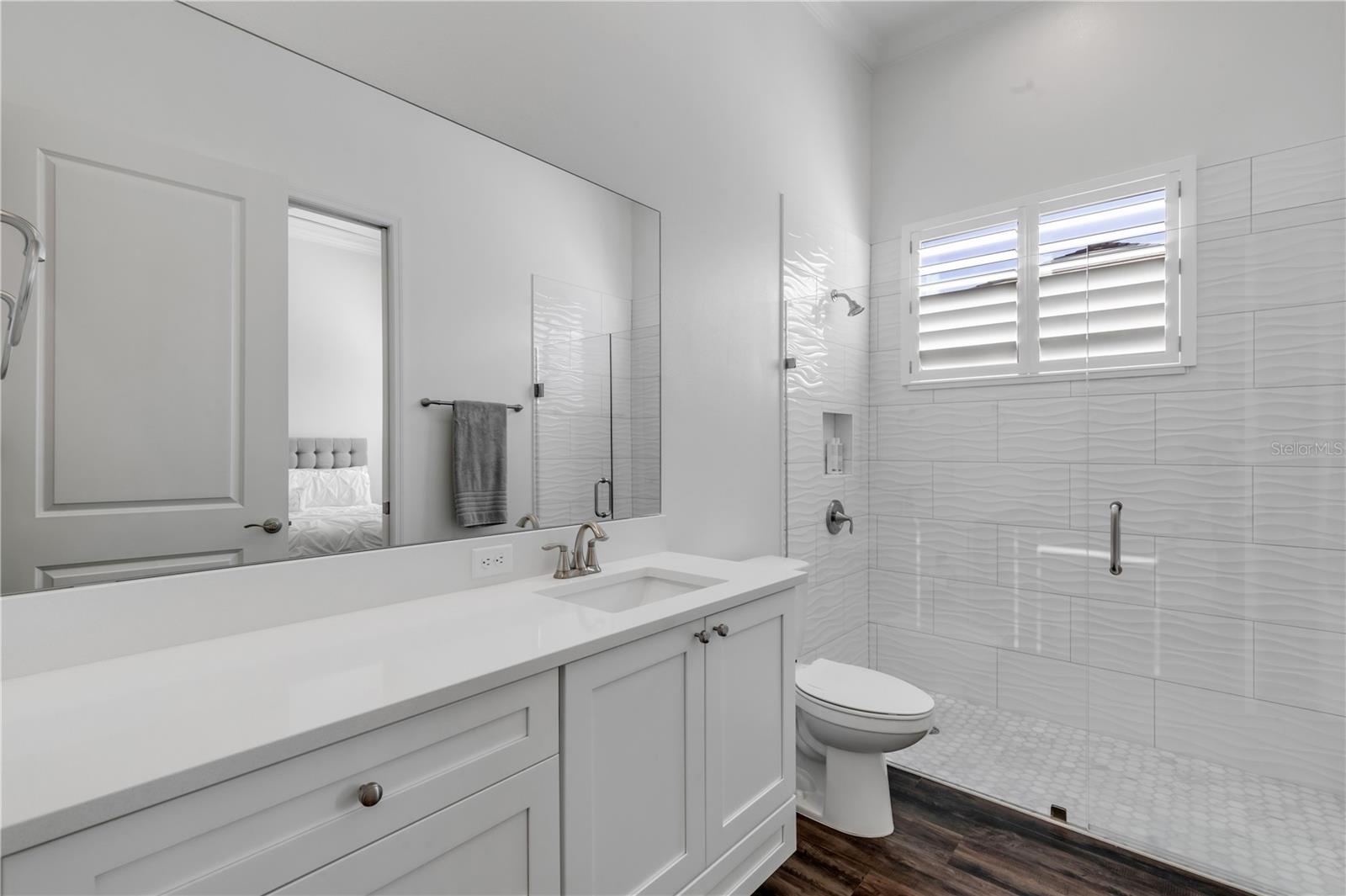 Image 51 of 89 For 3053 Isola Bella Boulevard