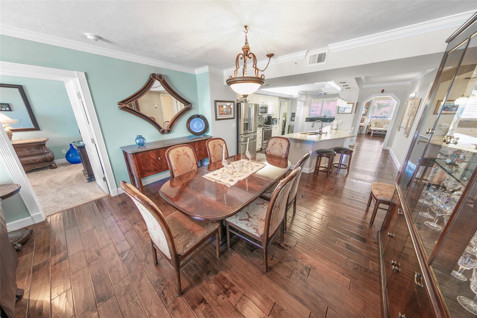 Image 11 of 52 For 4651 Atlantic Avenue 203