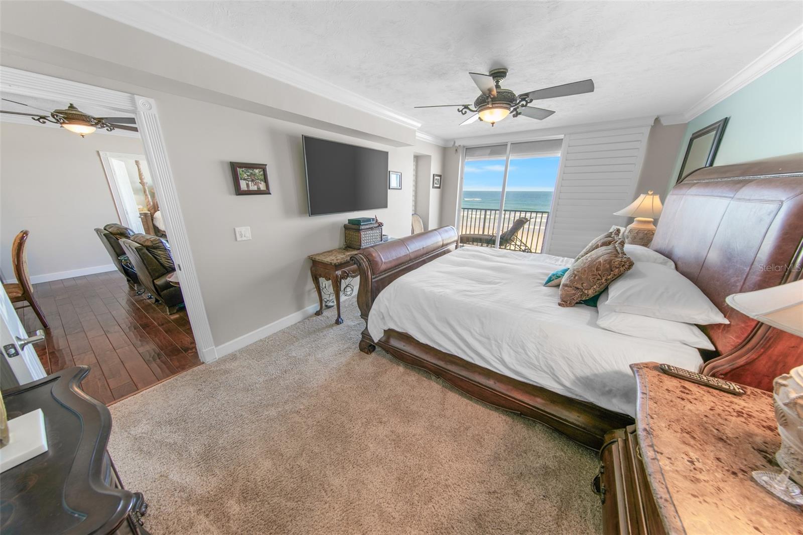 Image 20 of 52 For 4651 Atlantic Avenue 203