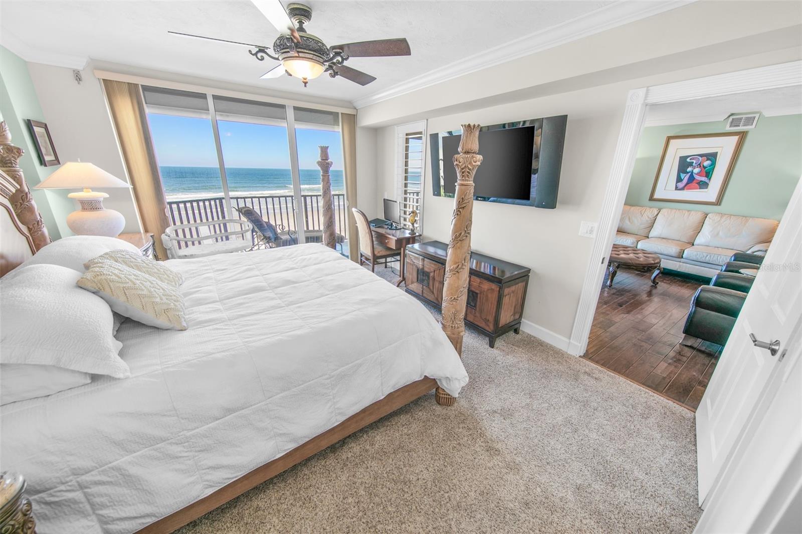 Image 28 of 52 For 4651 Atlantic Avenue 203