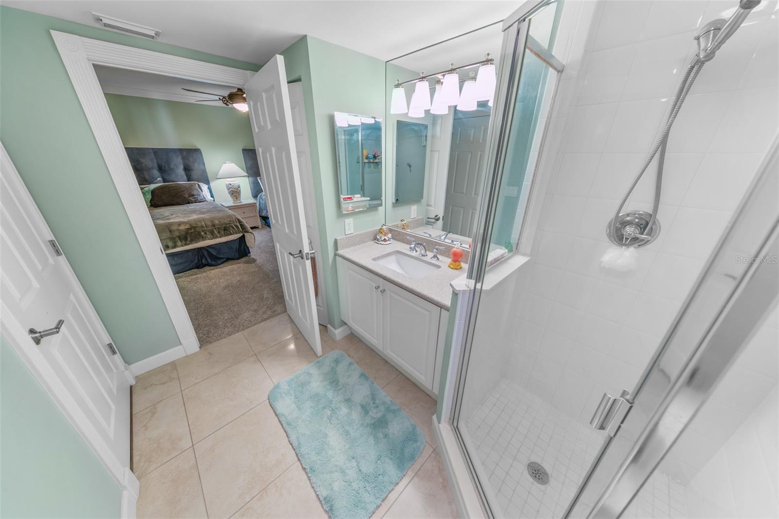 Image 41 of 52 For 4651 Atlantic Avenue 203