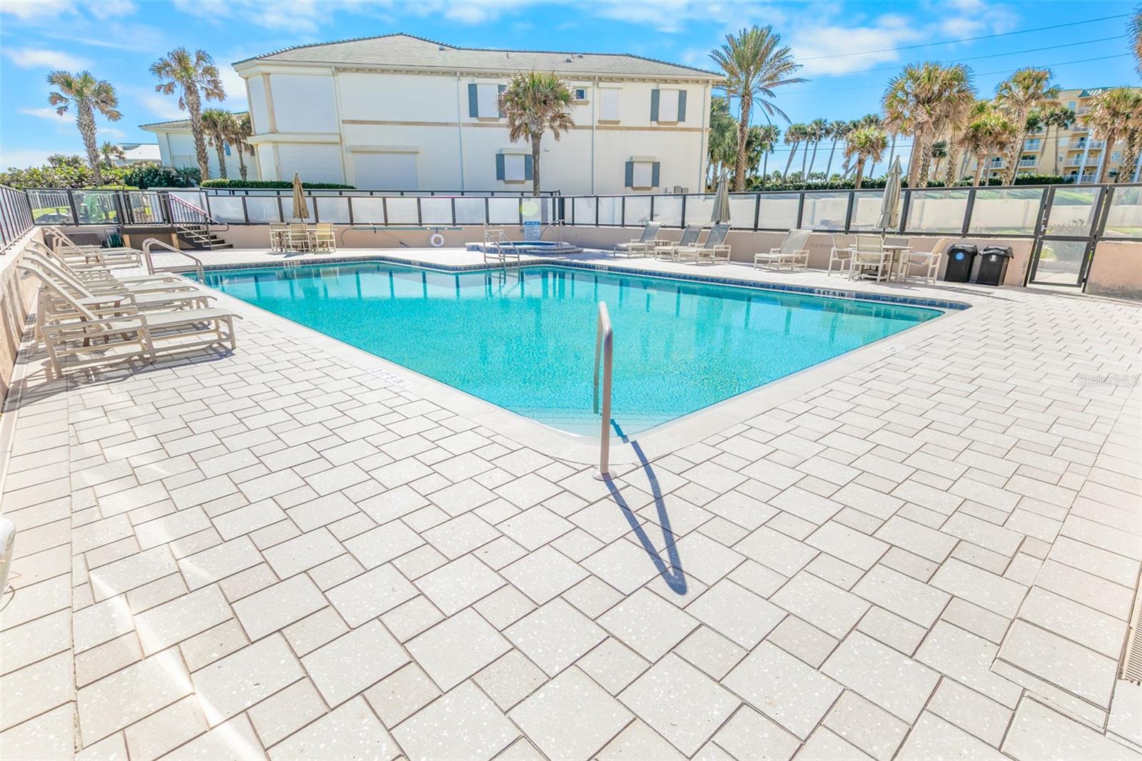 Image 47 of 52 For 4651 Atlantic Avenue 203