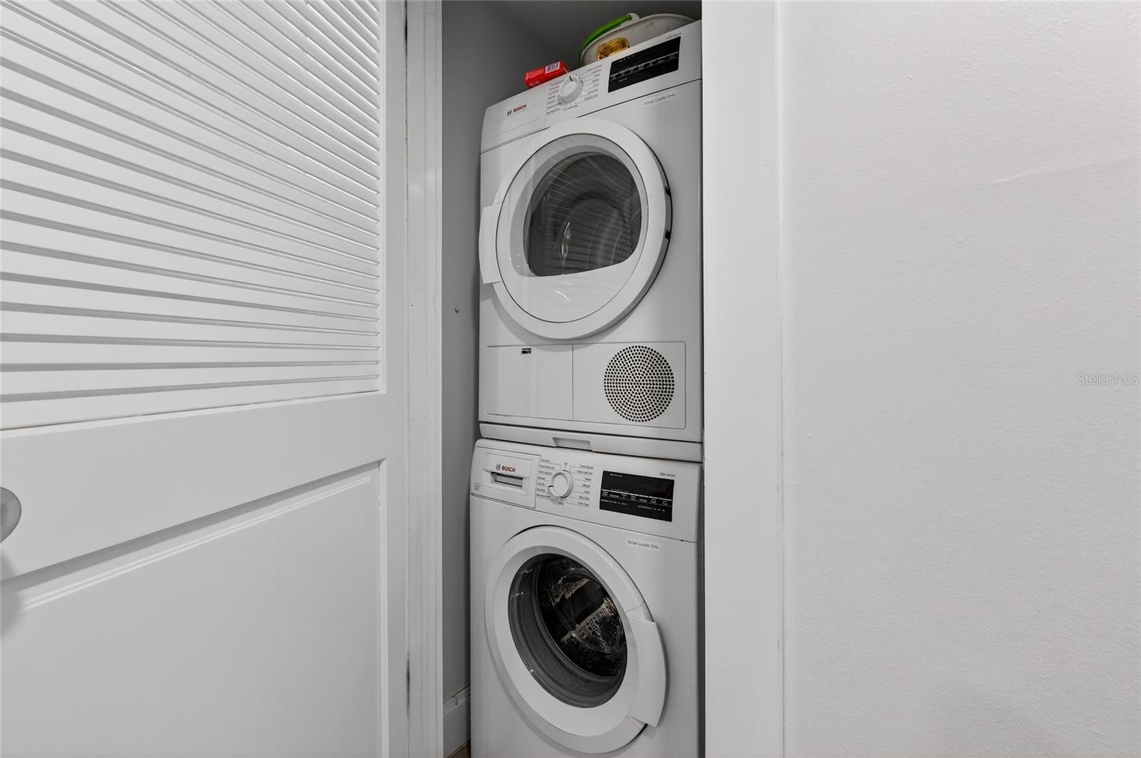 Image 28 of 38 For 4831 Saxon Drive 233