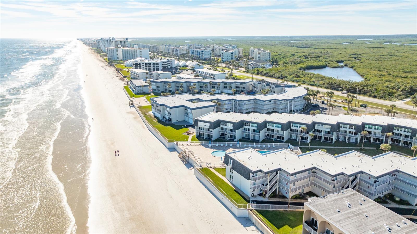 Image 3 of 38 For 4831 Saxon Drive 233