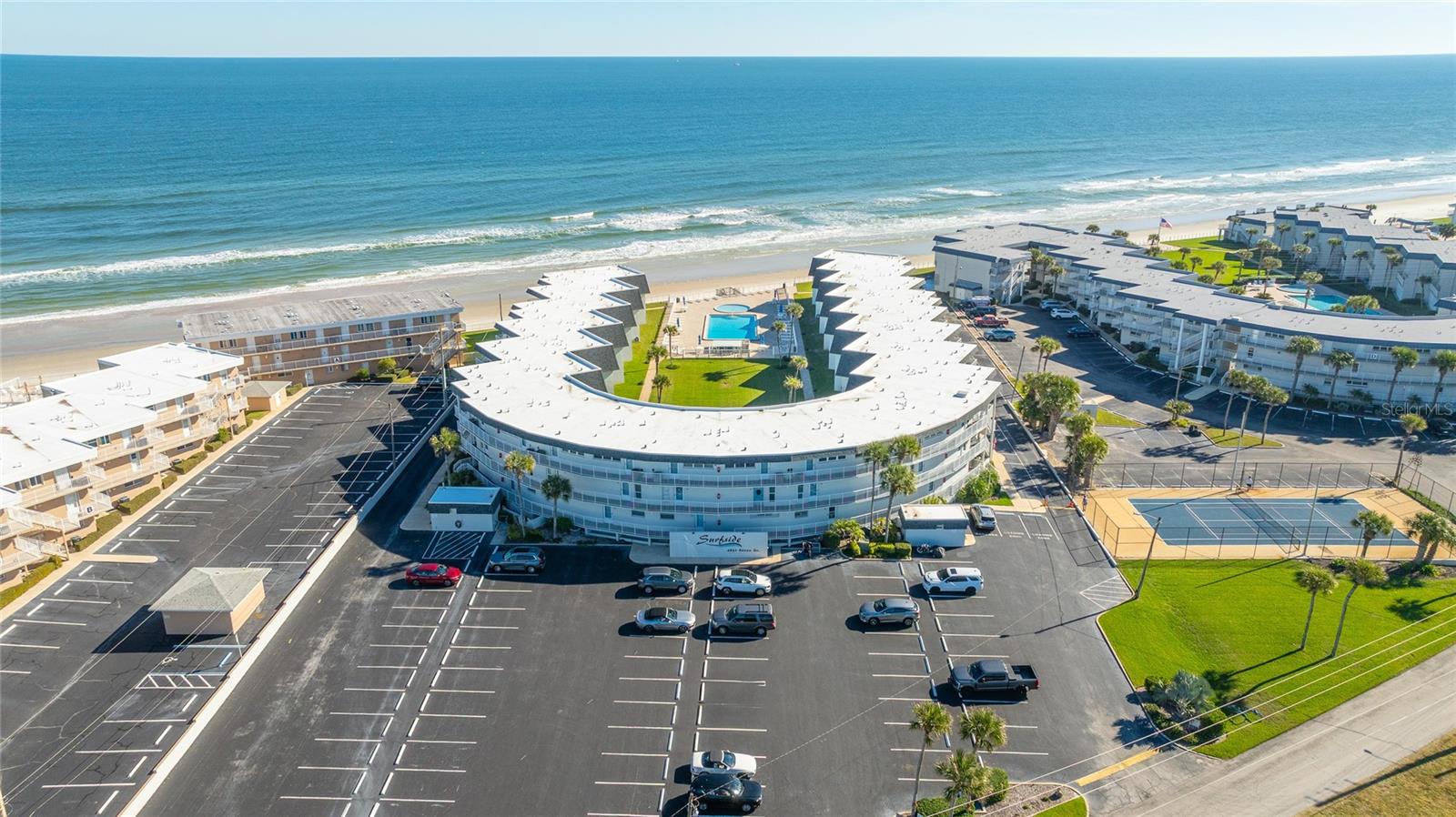 Image 33 of 38 For 4831 Saxon Drive 233