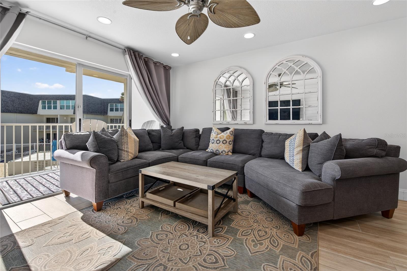 Image 8 of 38 For 4831 Saxon Drive 233