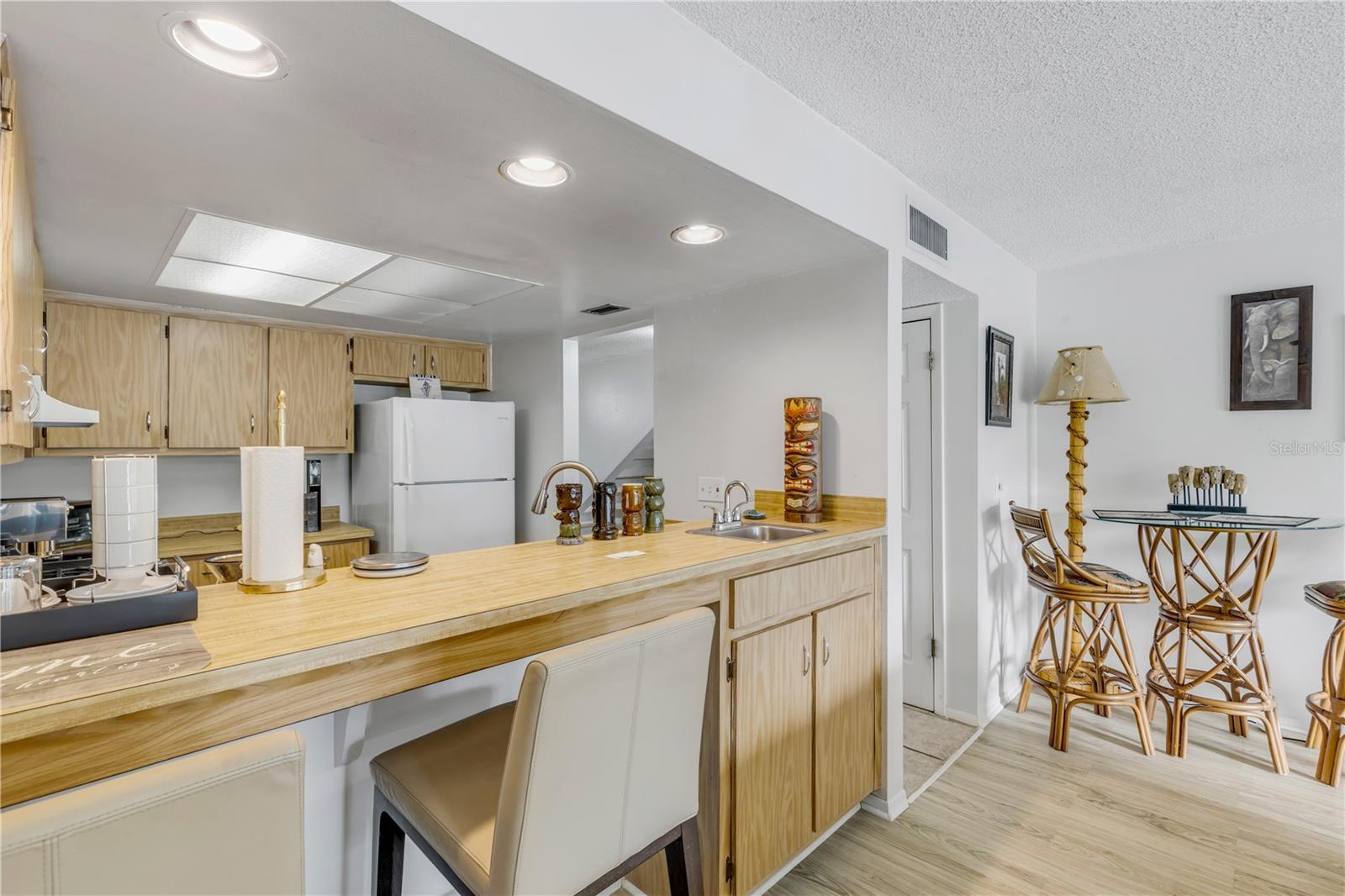 Image 17 of 48 For 201 Club House Boulevard 201