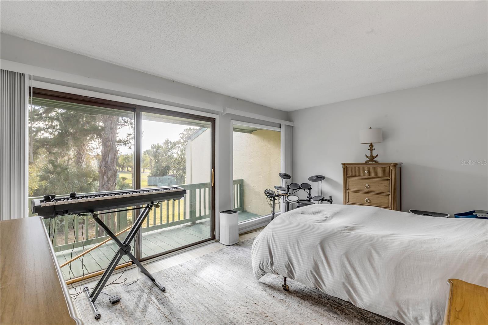 Image 24 of 48 For 201 Club House Boulevard 201