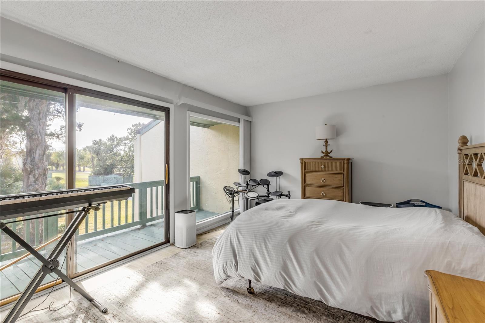 Image 26 of 48 For 201 Club House Boulevard 201