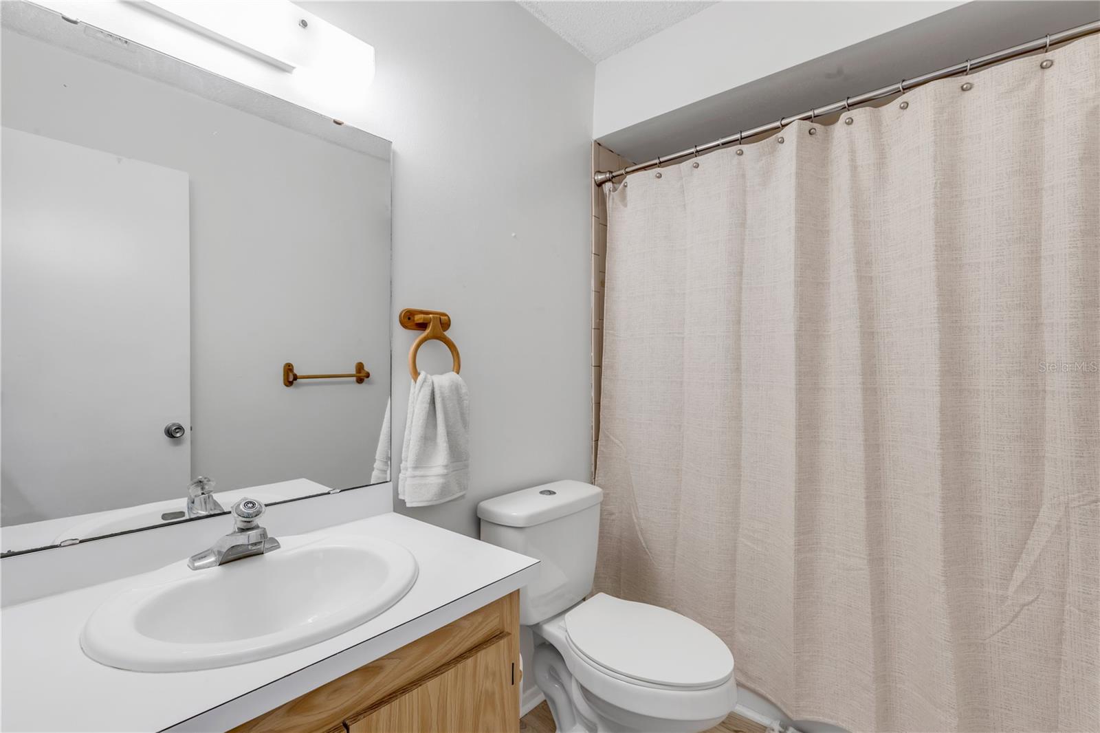 Image 35 of 48 For 201 Club House Boulevard 201