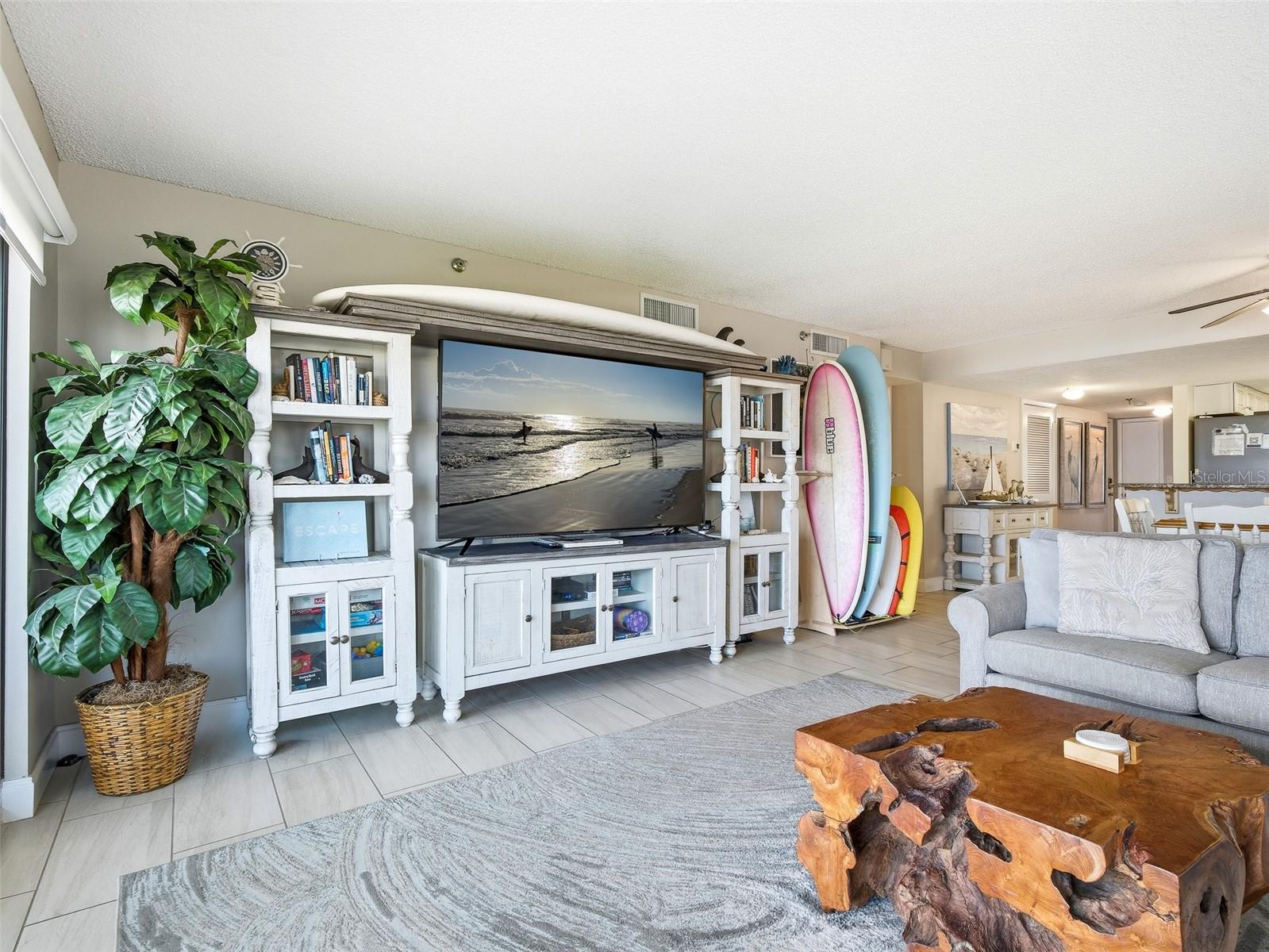 Image 10 of 43 For 5499 Atlantic Avenue 205