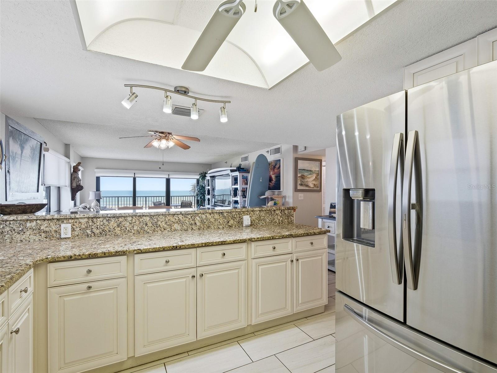 Image 11 of 43 For 5499 Atlantic Avenue 205