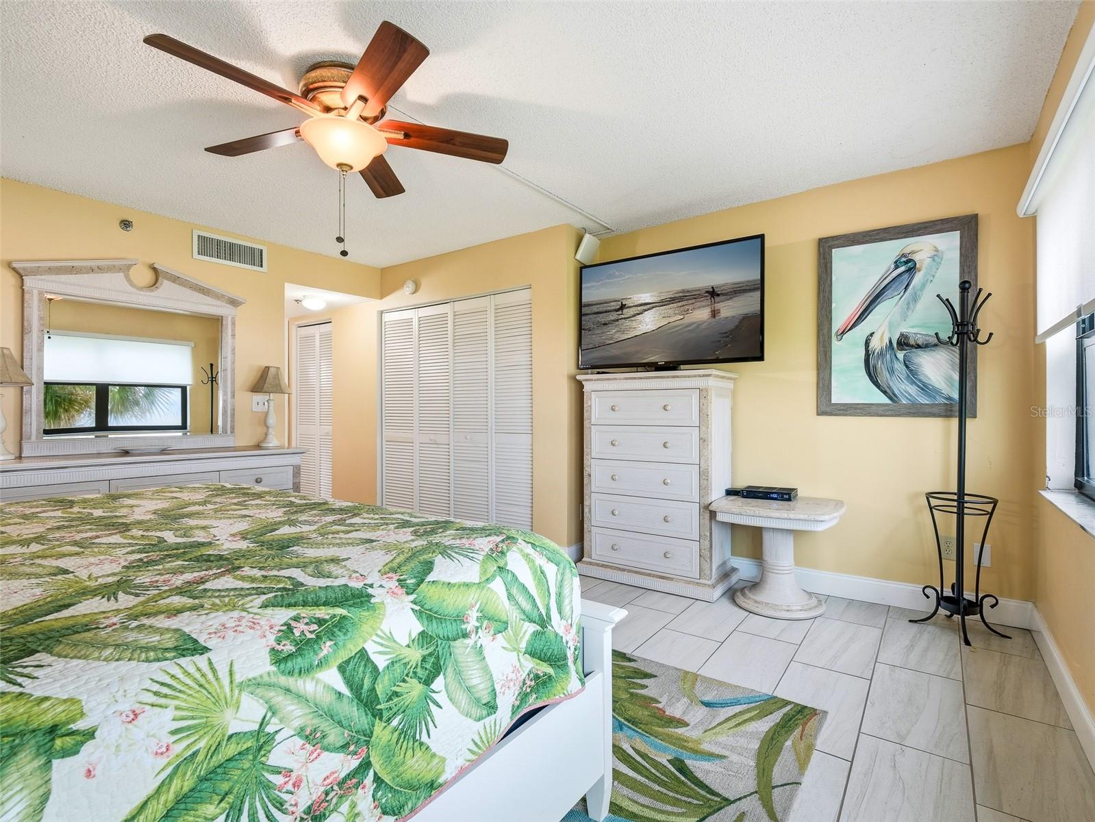 Image 19 of 43 For 5499 Atlantic Avenue 205