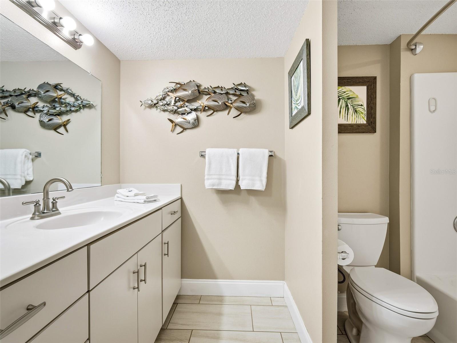 Image 30 of 43 For 5499 Atlantic Avenue 205