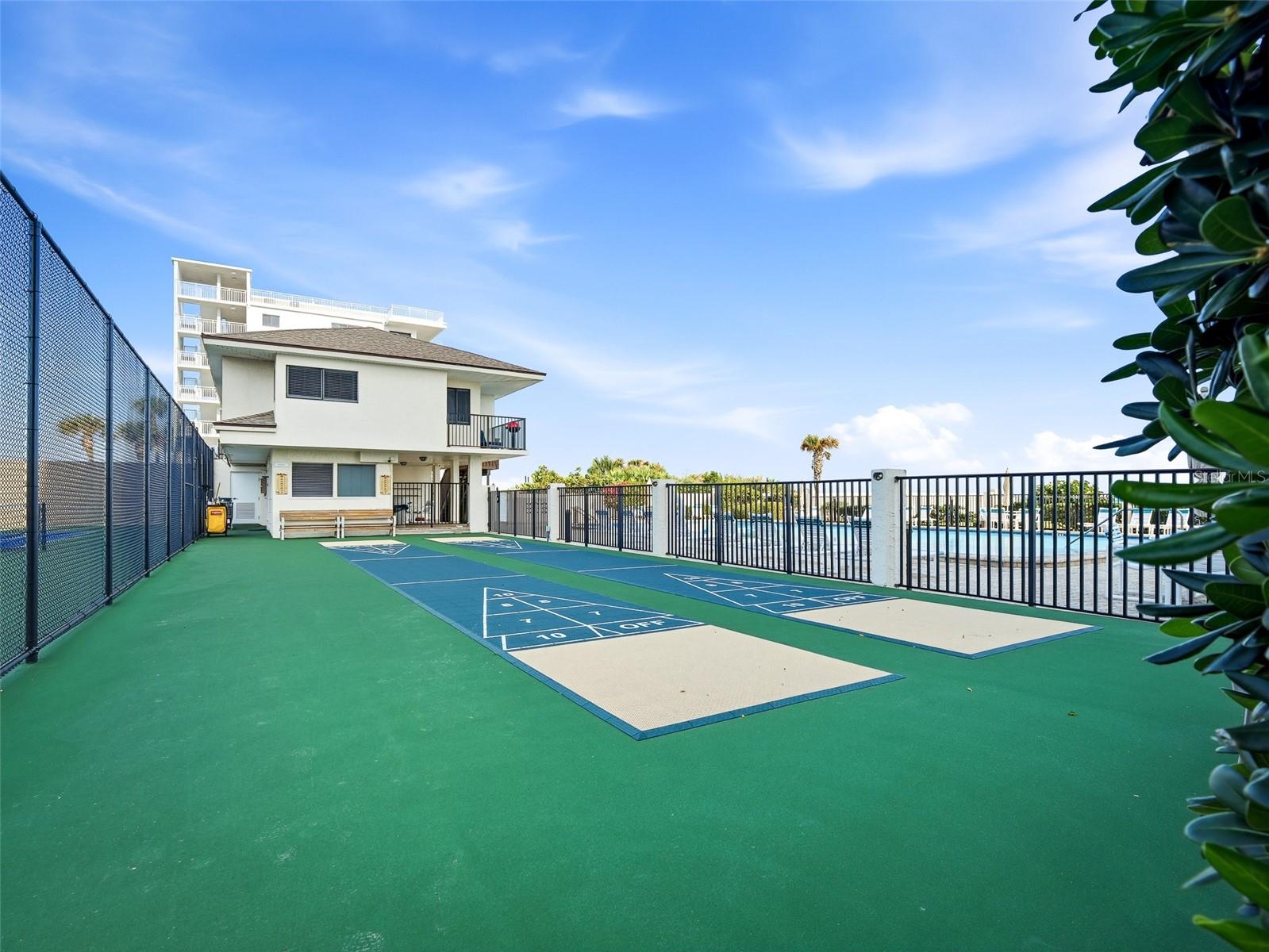 Image 35 of 43 For 5499 Atlantic Avenue 205