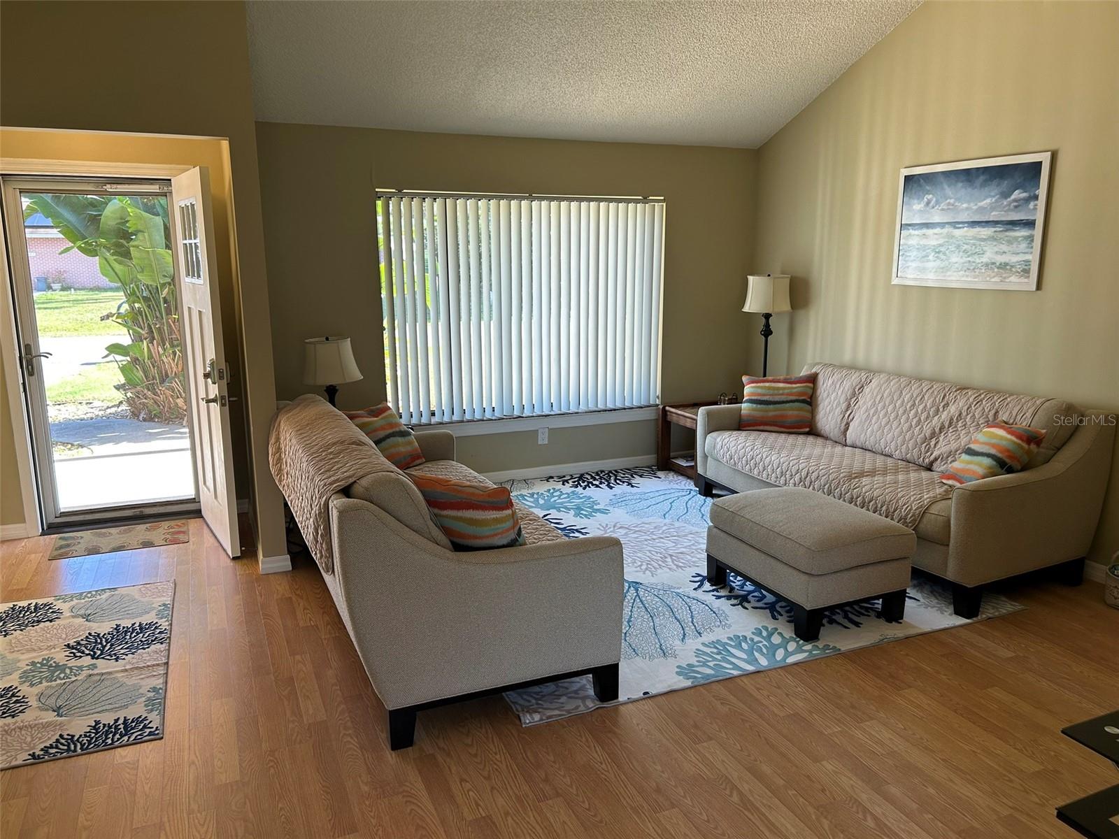 Image 15 of 34 For 3424 Unity Tree Drive