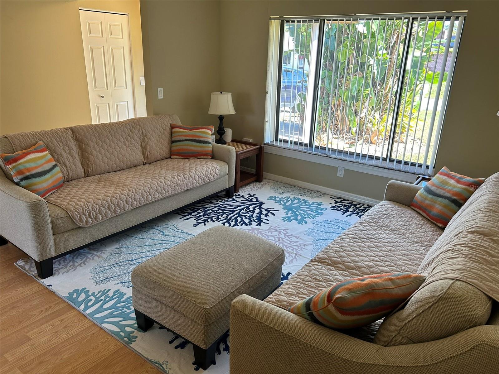 Image 17 of 34 For 3424 Unity Tree Drive