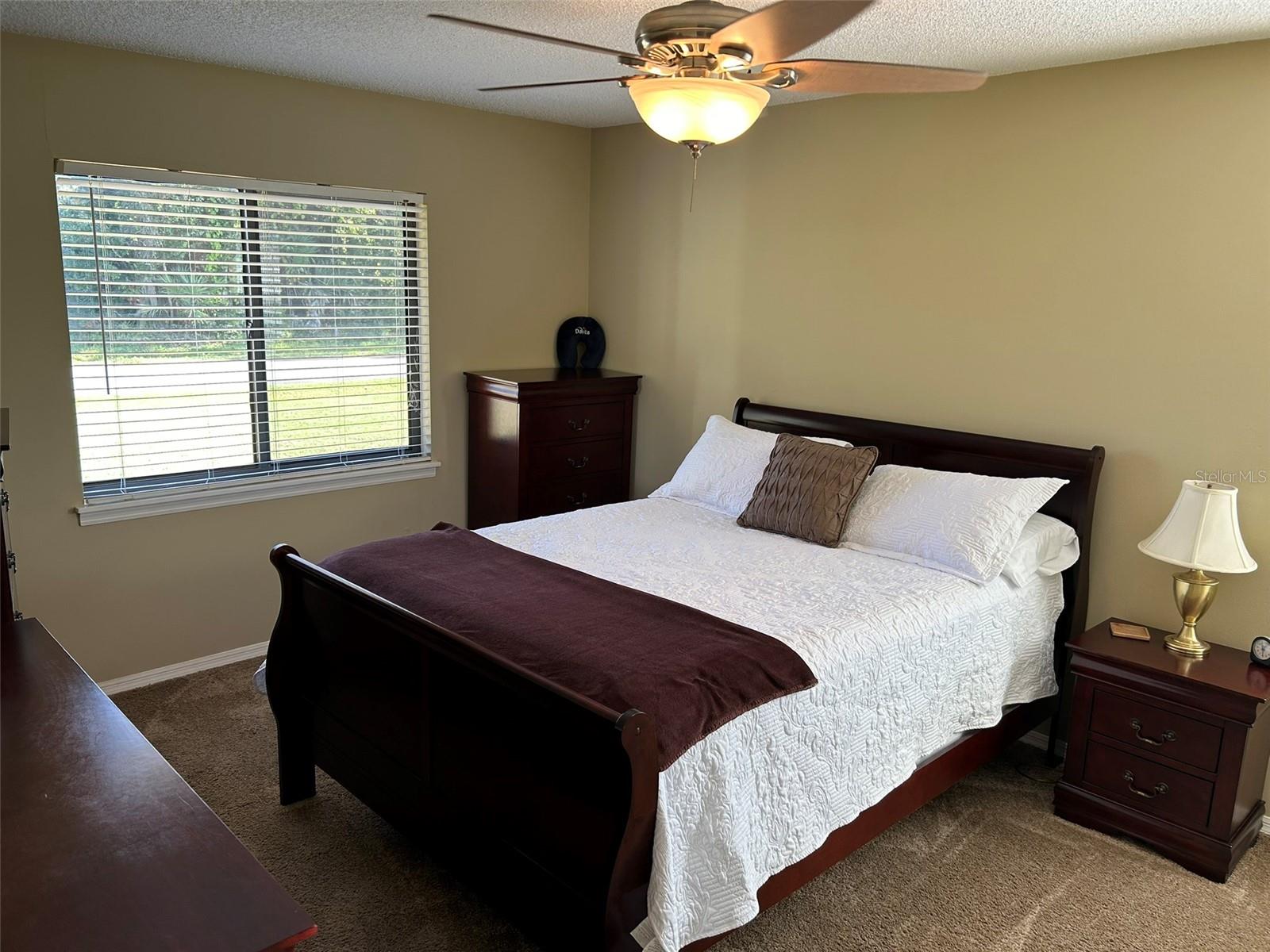 Image 19 of 34 For 3424 Unity Tree Drive