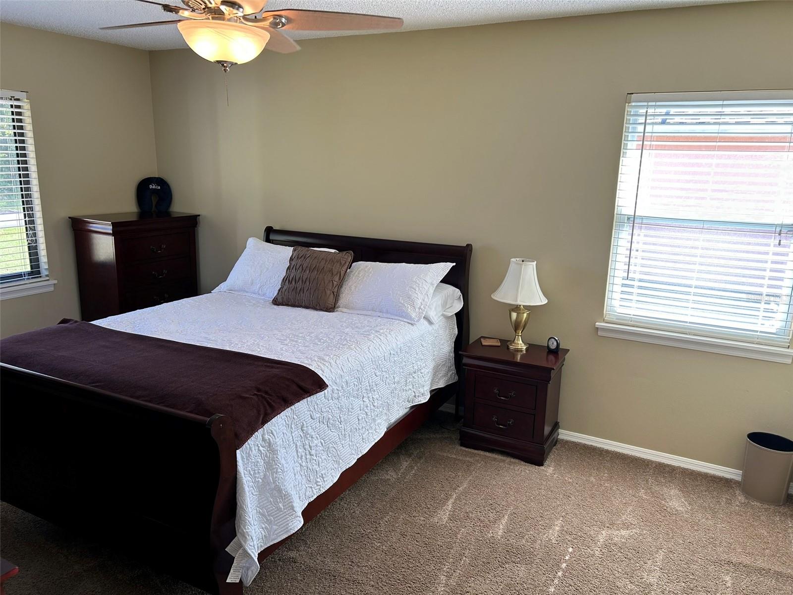 Image 20 of 34 For 3424 Unity Tree Drive