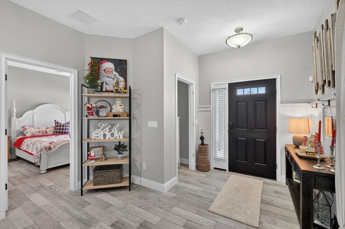 Image 10 of 52 For 3417 Gallia Street