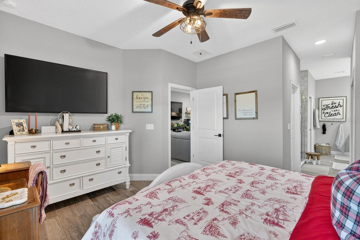 Image 21 of 52 For 3417 Gallia Street