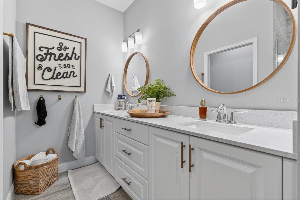 Image 24 of 52 For 3417 Gallia Street