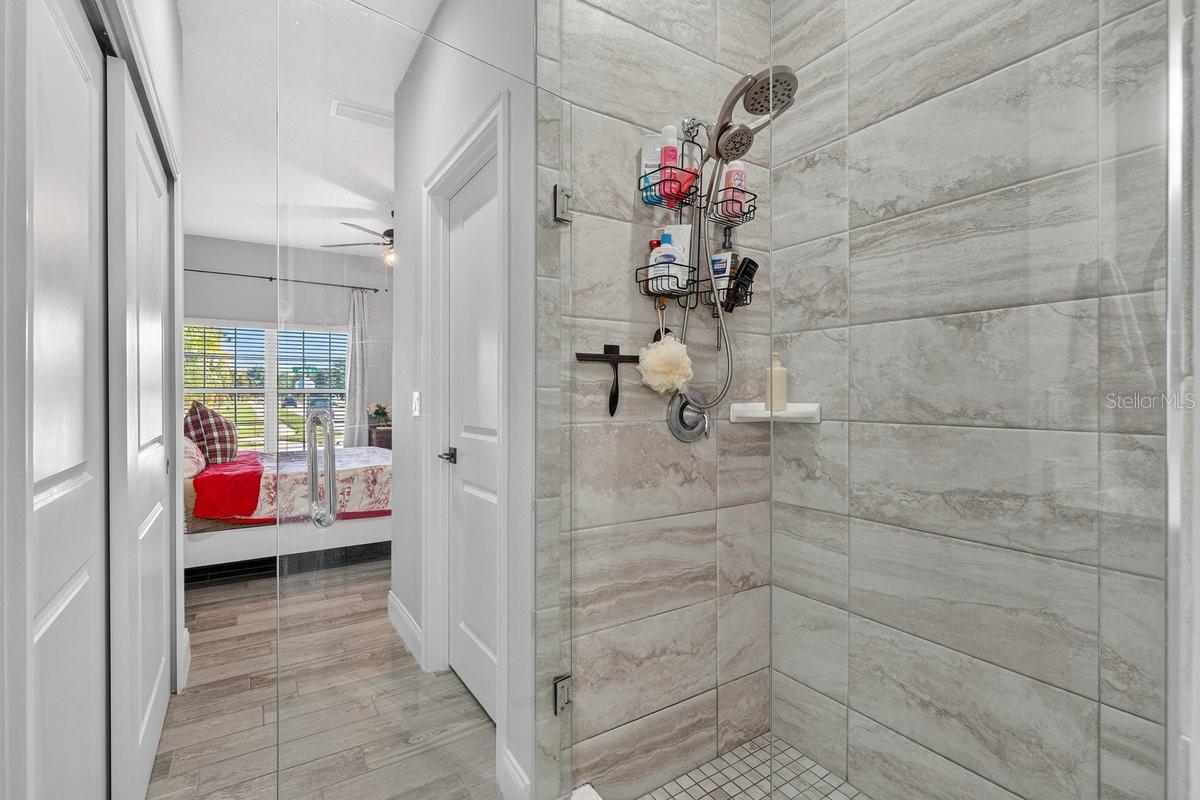 Image 26 of 52 For 3417 Gallia Street